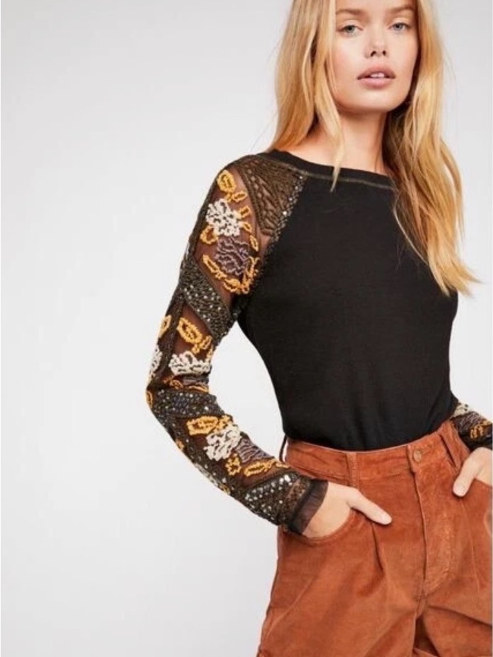 ⭐️Free People Rendezvous Embroidered Ribbed Tee⭐️